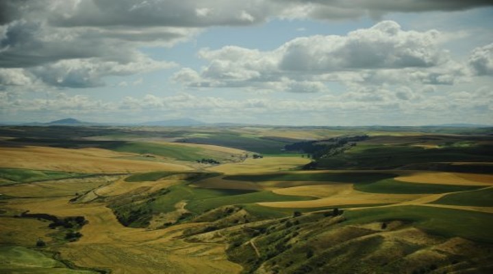 Wyoming possui planícies naturais e montanhas